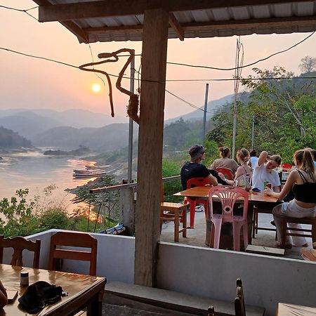 Villa Mekong Guesthouse Muang Pakbèng Buitenkant foto