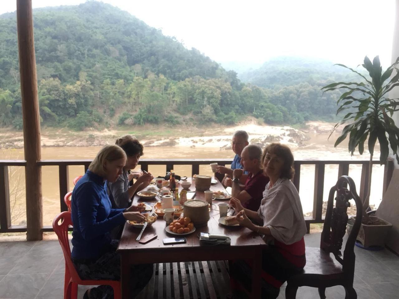 Villa Mekong Guesthouse Muang Pakbèng Buitenkant foto