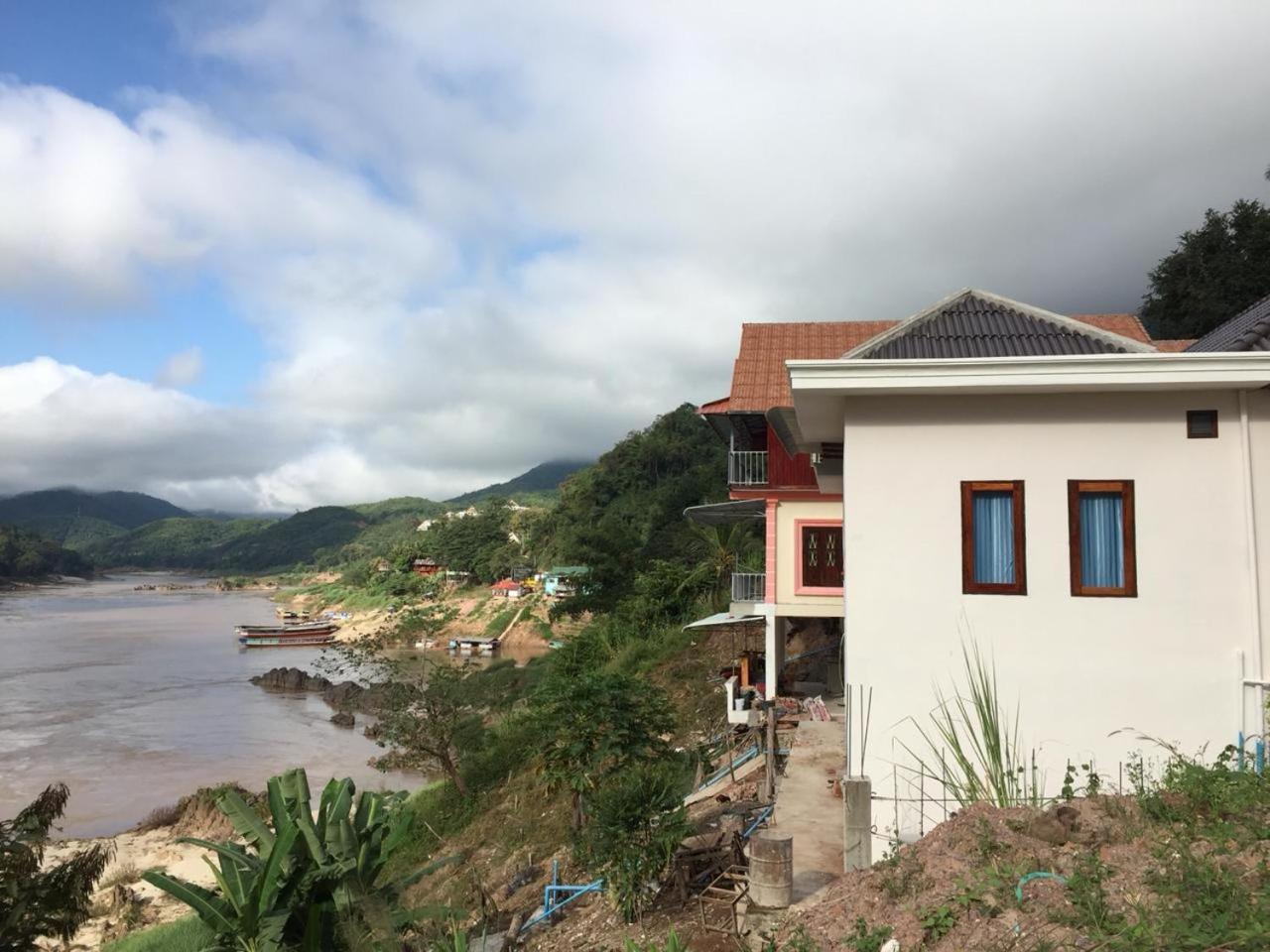 Villa Mekong Guesthouse Muang Pakbèng Buitenkant foto
